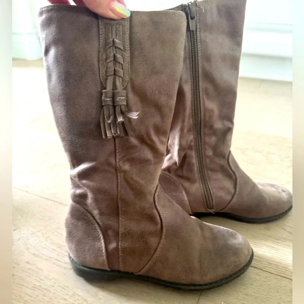 Harper Canyon girls tall brown boots size 12